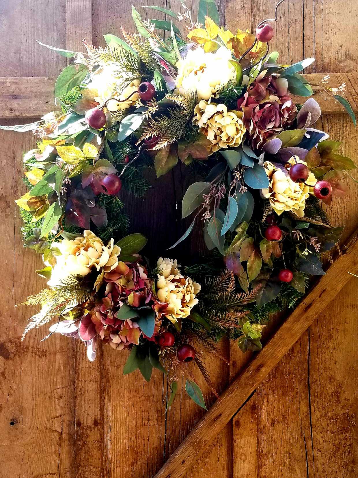 Barn Door Florals Custom Wreath for Your Home AirAuctioneer