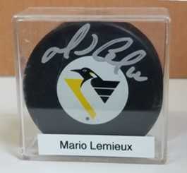 mario lemieux signed puck