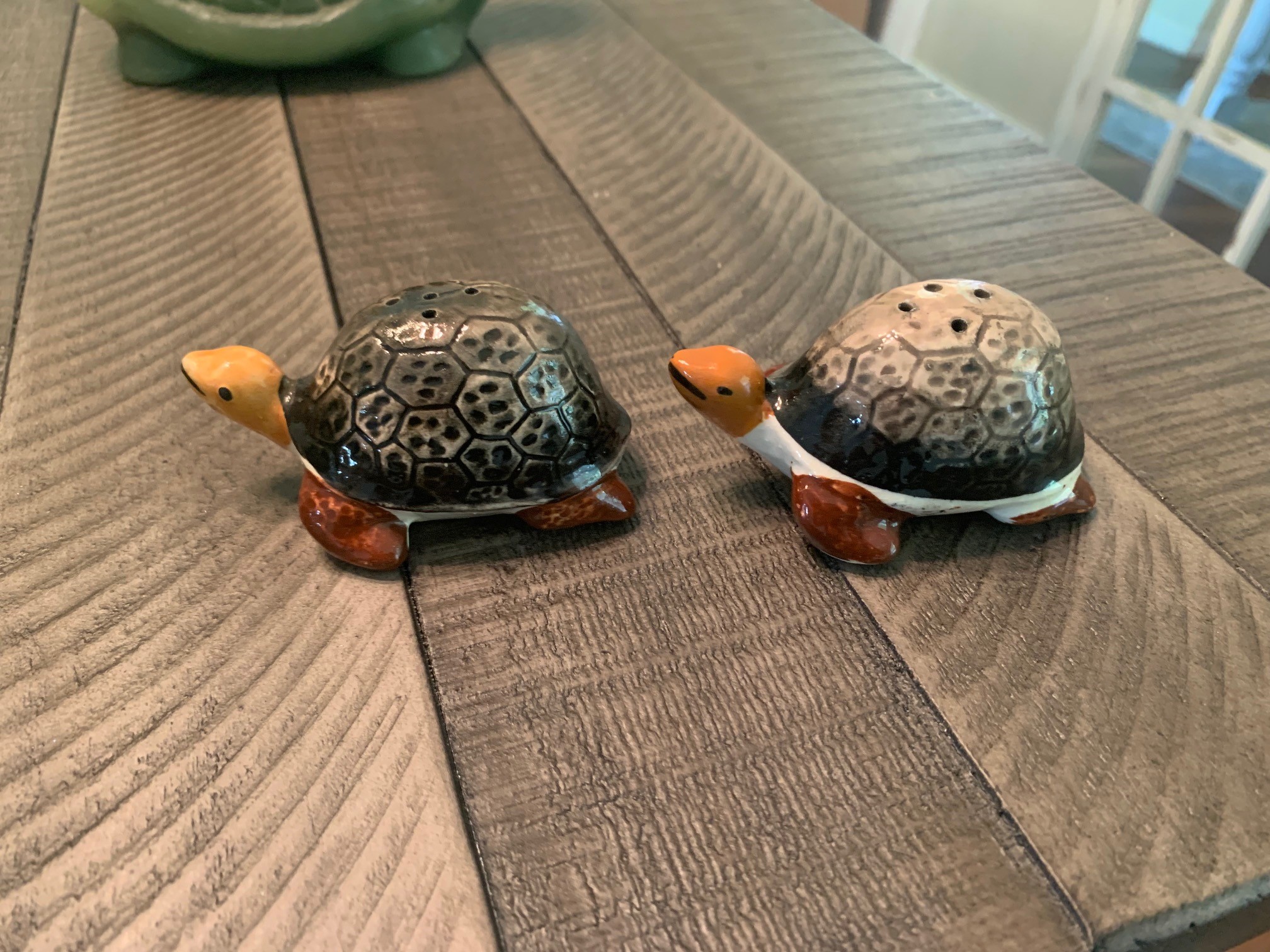 Sea Turtle Salt and Pepper Shakers donated by Susan Faust AirAuctioneer