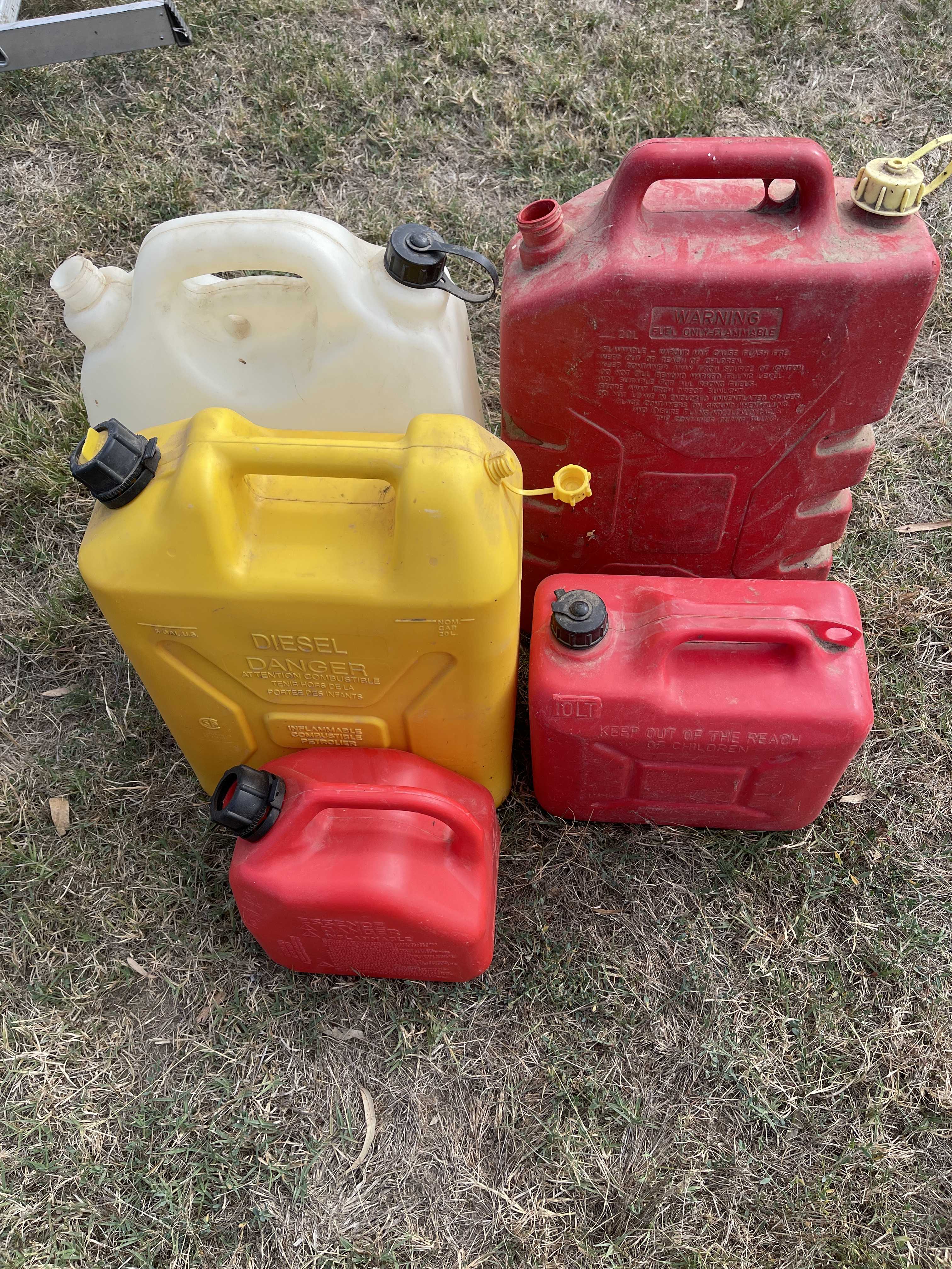 Jerry cans AirAuctioneer