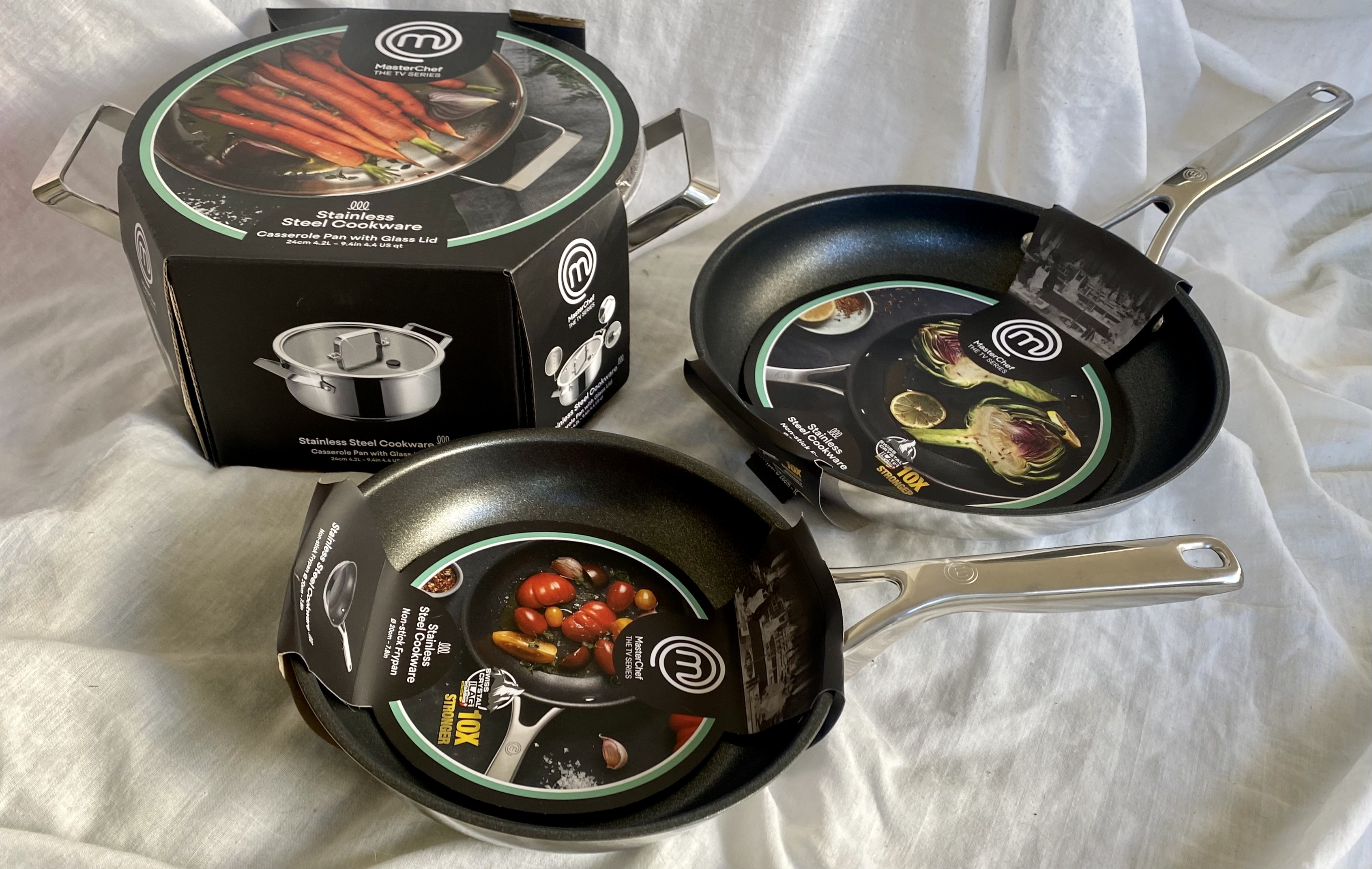 Masterchef Cookware. Valued at 200! AirAuctioneer