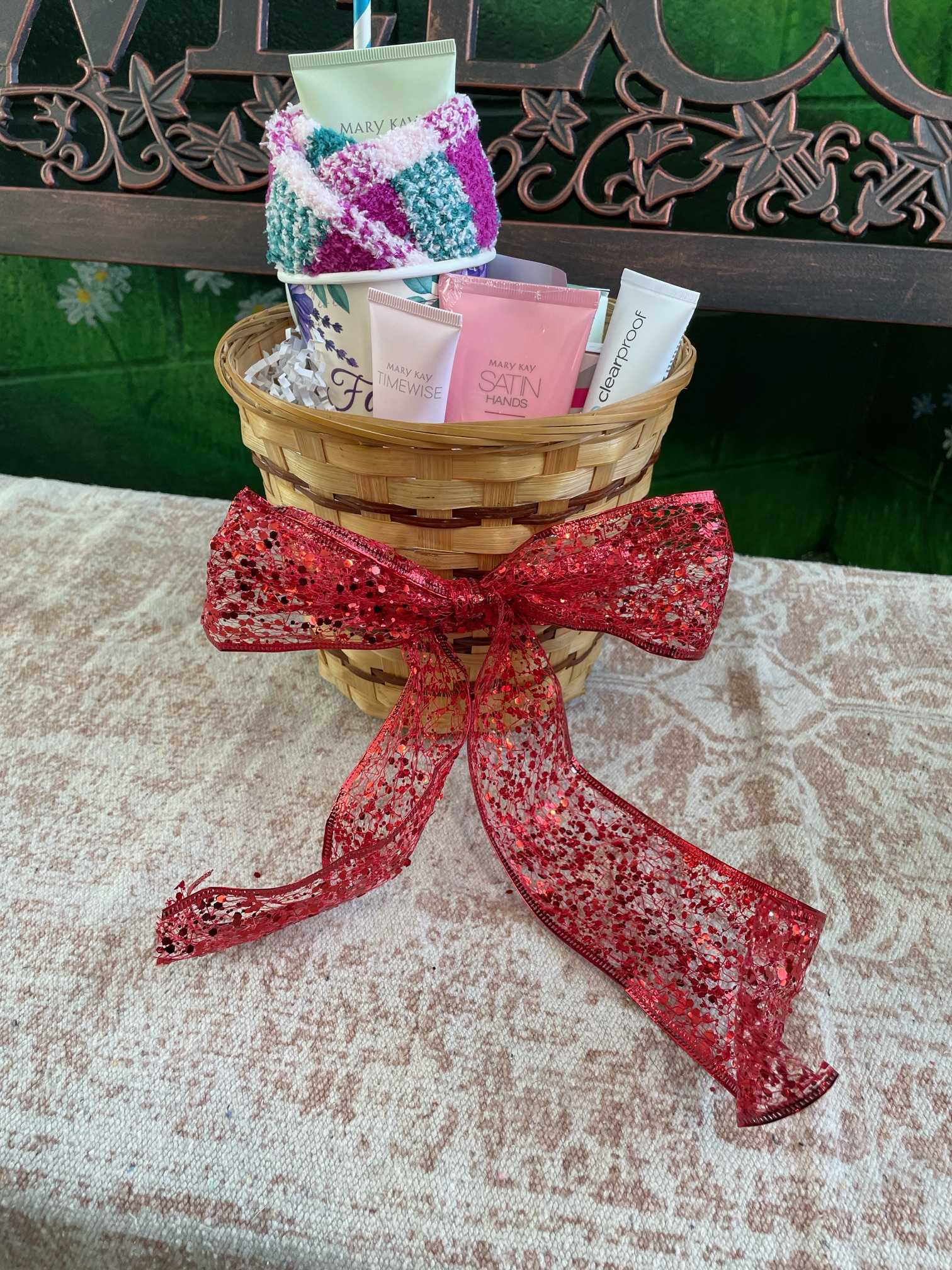 Mary Kay Basket AirAuctioneer