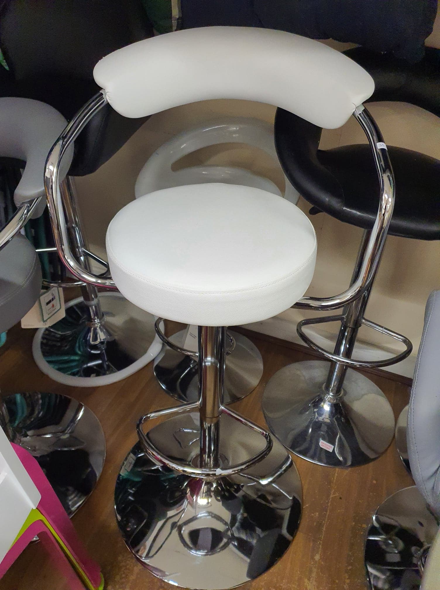 Executive Gas Lift Bar Stool w/ Back Rest White AirAuctioneer