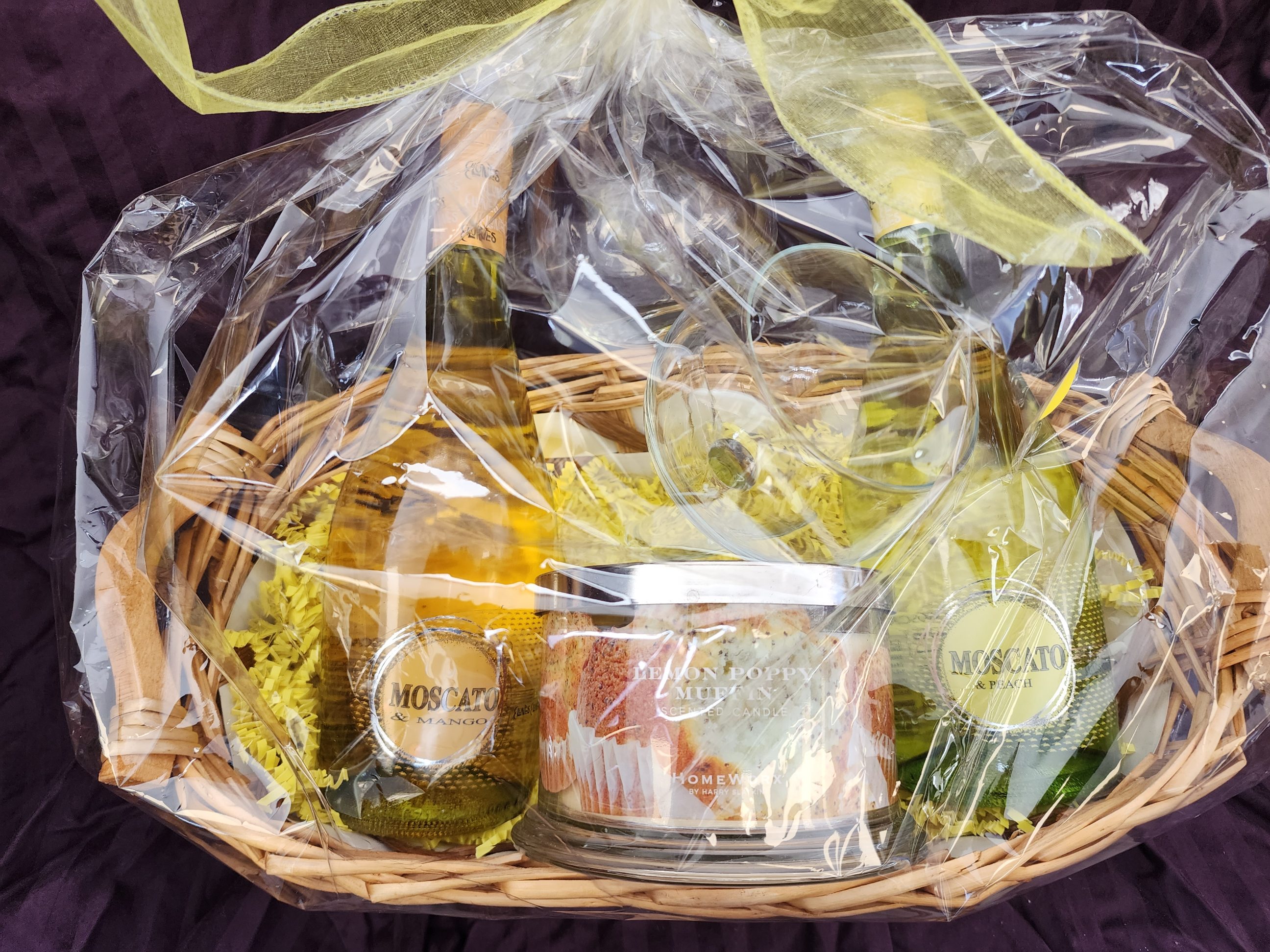 13 A night in Basket AirAuctioneer